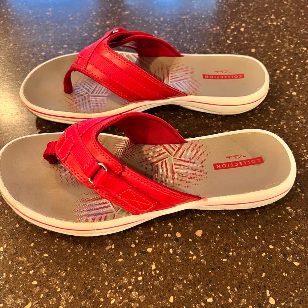 Clarks Cloudsteppers Cushionsoft Red Sandals Size… - image 8